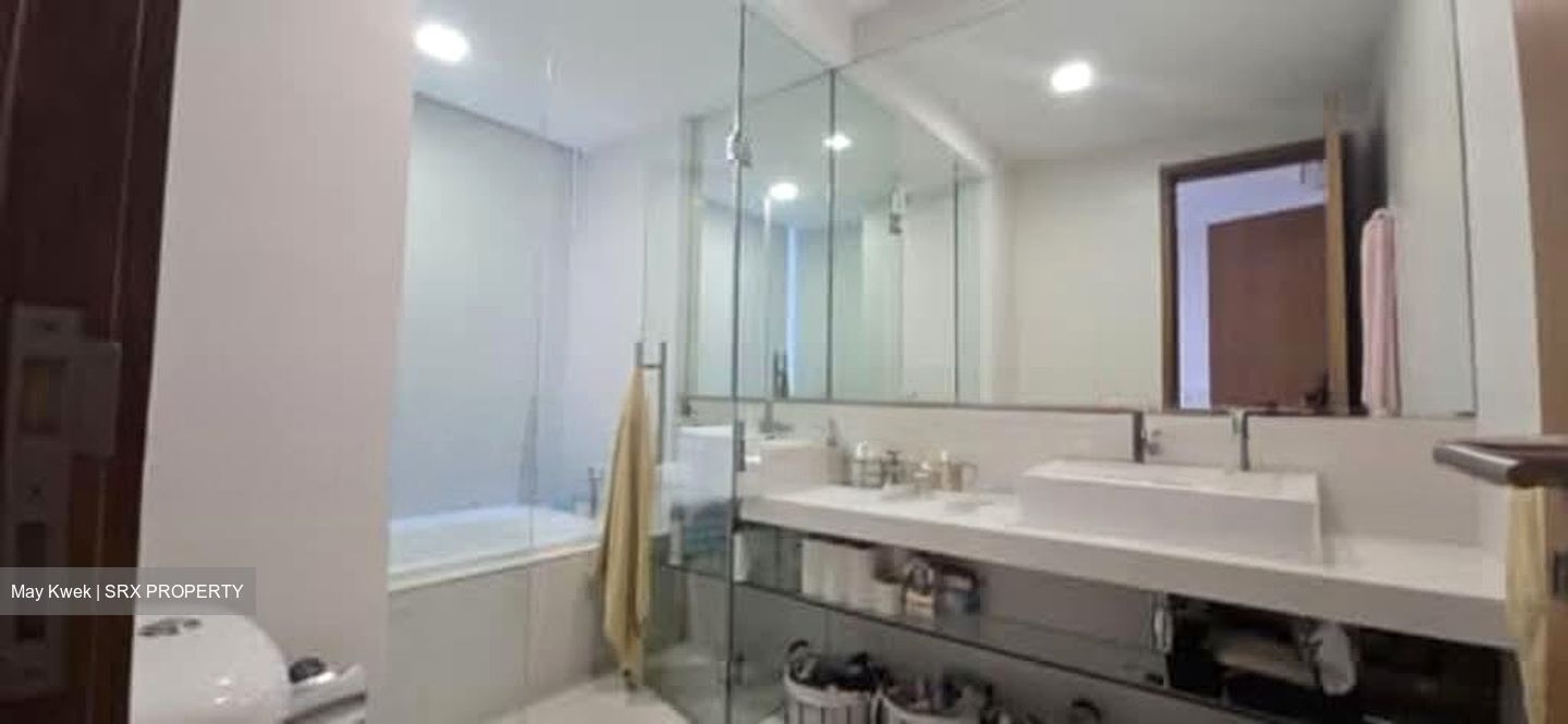 The Sea View (D15), Condominium #559391041